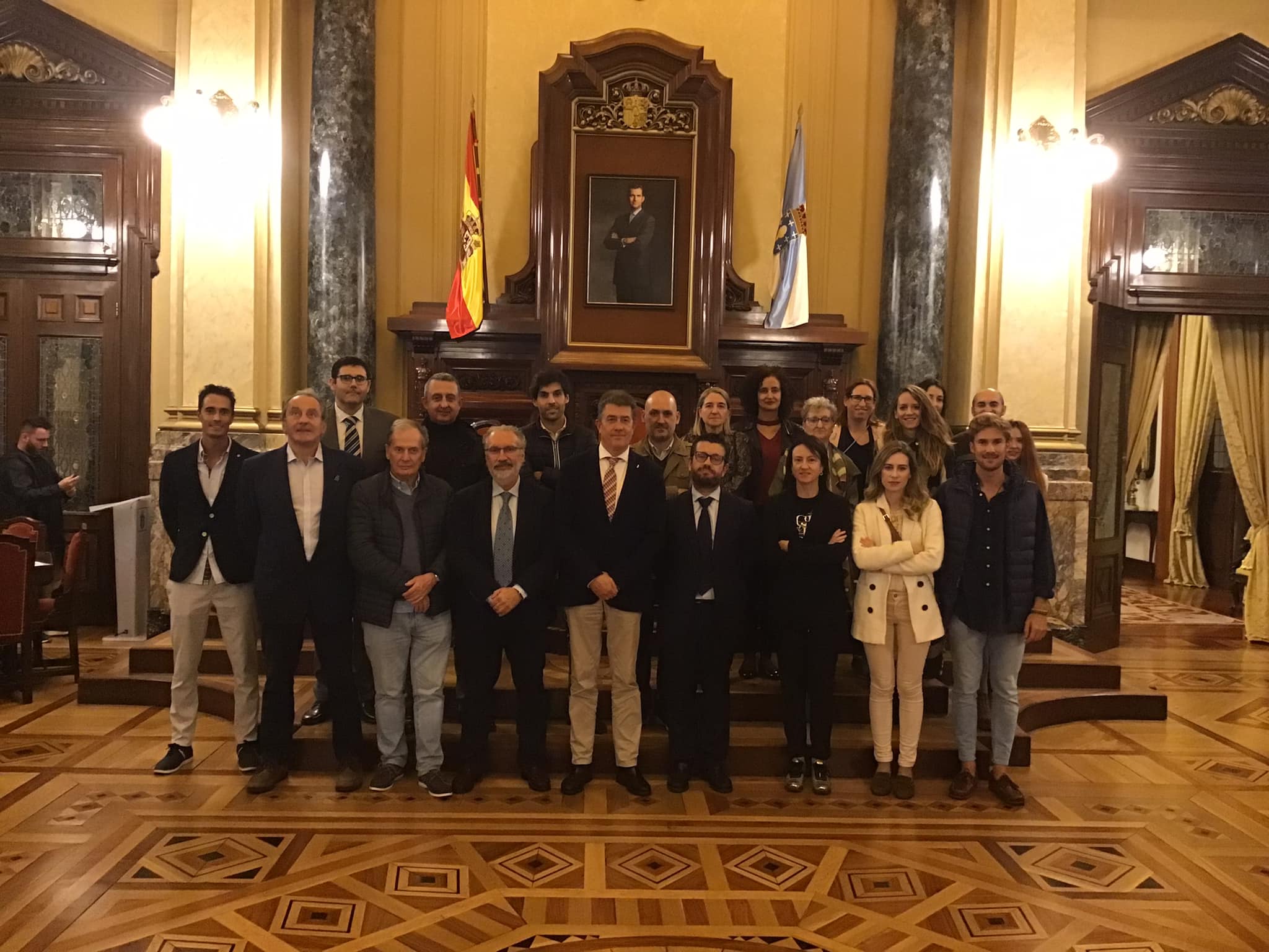 Recepción oficial de la XLVI Reunión SNACV en el Ayuntamiento de A Coruña, encabezada por el concejal de Turismo, Juan Ignacio Borrego.